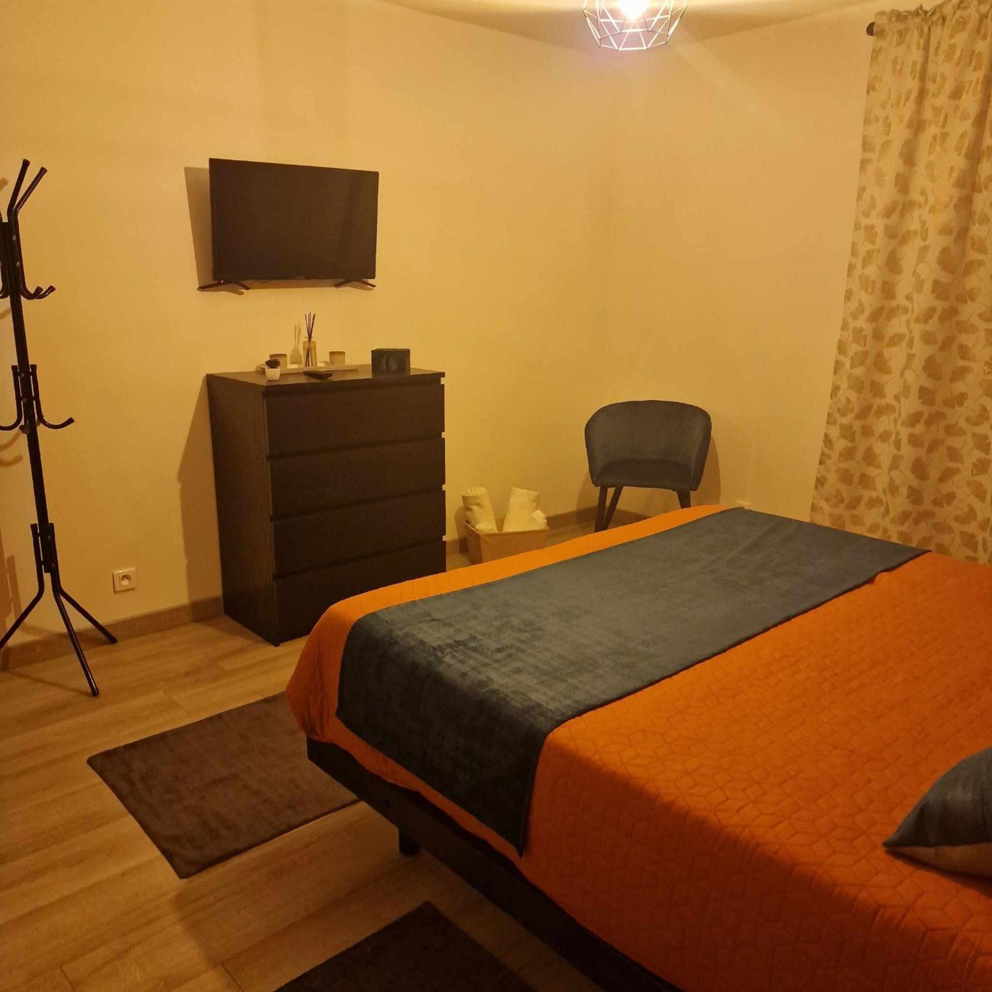 Les Chambres De Sandra Nurieux-Volognat Ngoại thất bức ảnh